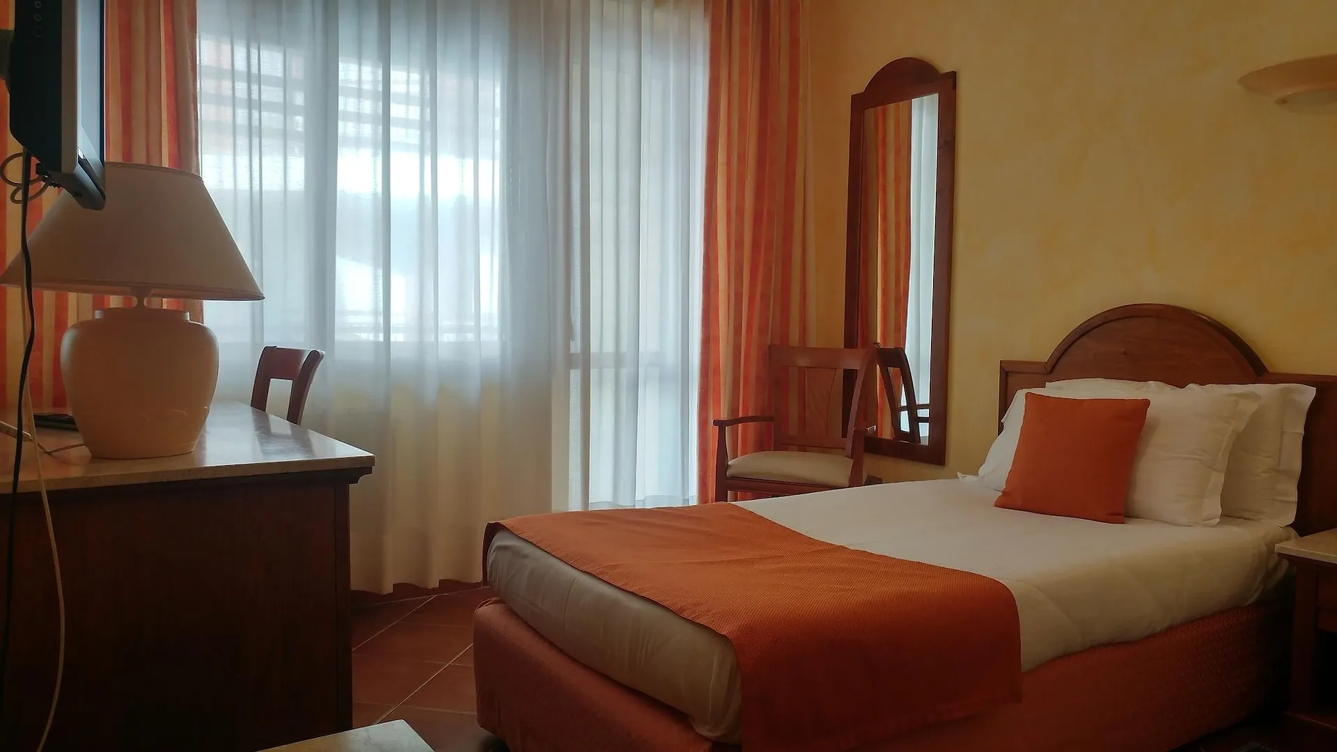 אלגהרו Hotel Florida