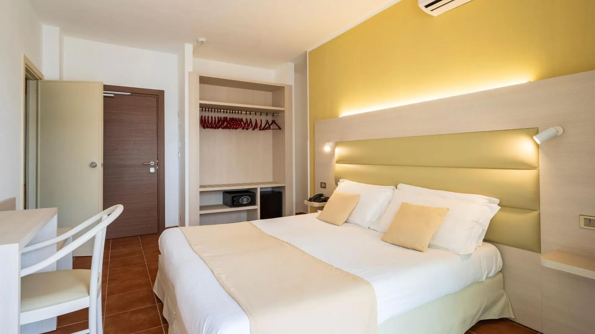אלגהרו Hotel Florida
